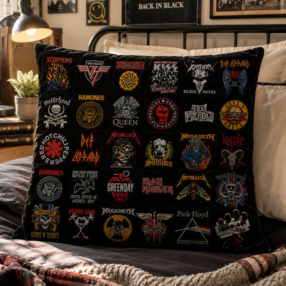 Rock Lovers - Classic Legends Edition Pillow Version 2