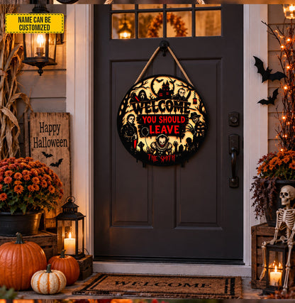 Personalized Horror Halloween Wood Sign – Custom Family Name Wall Decor